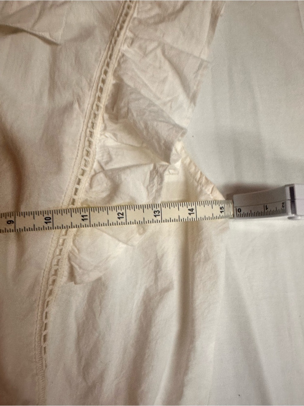 Women’s White Ruffle Tie-Front Blouse - Picture 4 of 7